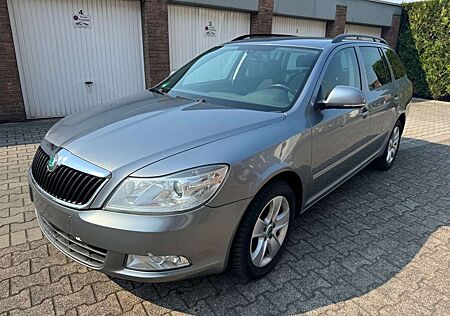 Skoda Octavia Ambition 1.6 DSG-Navi-PDC-SHZ-Tempomat