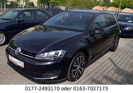 VW Golf Volkswagen VII Lim. Highline BMT /R-Line/ Panorama