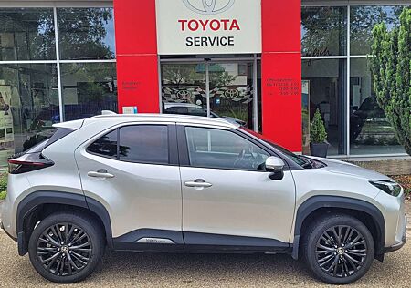 Toyota Yaris Cross Hybrid AWD-i 4x4 Adventure LED, NAVI, SHZ, AHK