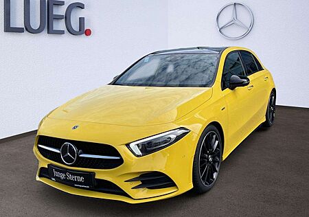 Mercedes-Benz A 250 4M AMG+LED+PANODACH+INFOTAINMENT+TECHNIK