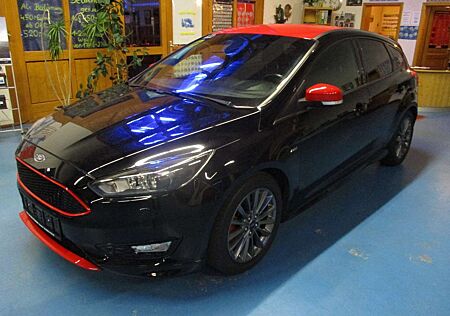 Ford Focus 1.5 EcoBoost St-Line,Xenon,Navi,Rückfahrkamera