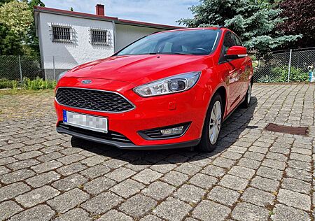 Ford Focus Turnier Diesel Turnier 1.5 TDCi DPF Start-St