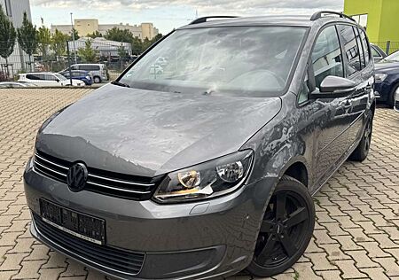 VW Touran Volkswagen 1.6 TDI DPF BlueMotion Technology Comfortline