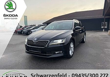 Skoda Superb Combi Style AHK+4x4+NAVI+TEMPOMAT+2xKLIMA+XENON