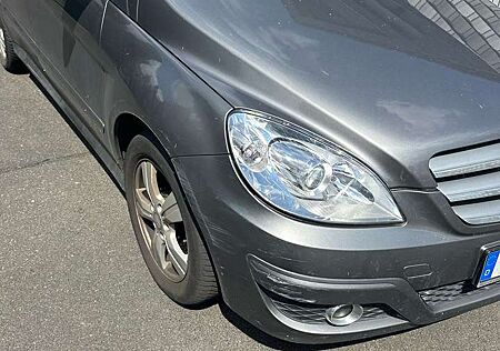 Mercedes-Benz B 180 CDI Autotronic