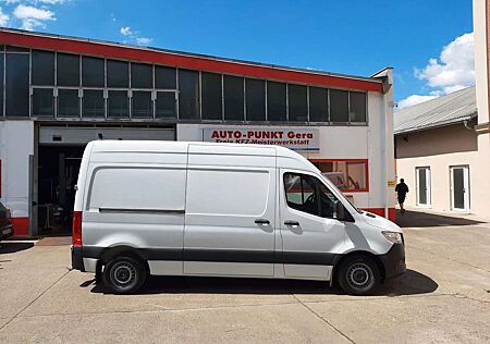Mercedes-Benz Sprinter 314 NAVI*KLIMA*AHK*KAMERA*STHZG*MBUX
