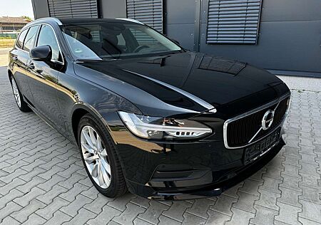 Volvo V90 Momentum Pro