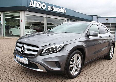 Mercedes-Benz GLA 200 d Leder/Xenon/COMAND/H&K/Kamera/Memory