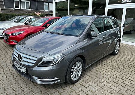 Mercedes-Benz B 180 Automatik Navi Xenon Shz. Alu/Allwetter