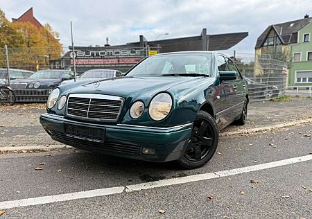 Mercedes-Benz E 220 E 220D ClassicTÜV08.2026*EFH*Service&ReifenNEU*