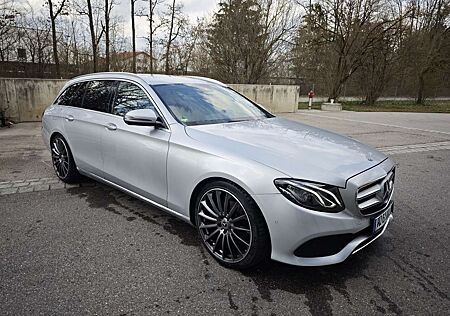 Mercedes-Benz E 220 gebraucht kaufen Mercedes-Benz E 220 d T 9G-TRONIC Avantgarde