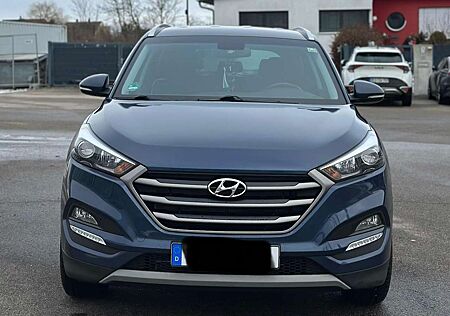 Hyundai Tucson blue 1.6 GDi 2WDAdvantage