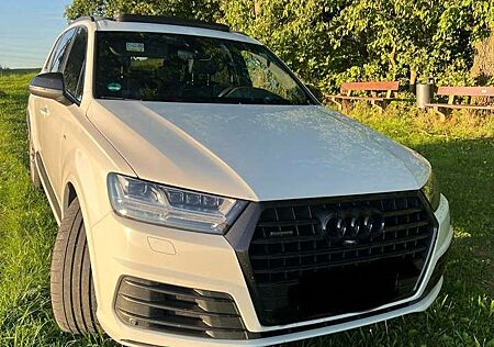 Audi Q7 3.0 TDI quattro tiptronic