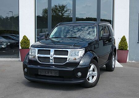 Dodge Nitro 2.8 CRD 4WD*Ahk*Aut*Leder*Klima*Shz*