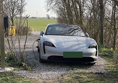Porsche Taycan 4S Performancebatterie Plus