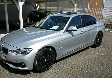 BMW 330e 330 iPerformance Luxury Line,Sehr gepflegt,usw.!