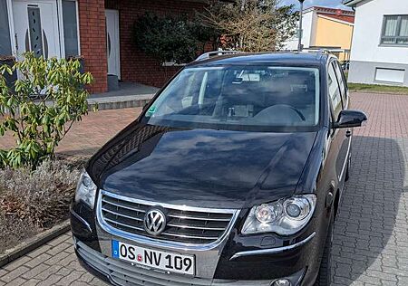 VW Touran Volkswagen Highline