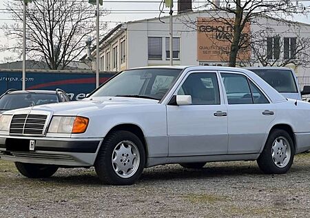 Mercedes-Benz 300 D #Autom.#HistorieZul.