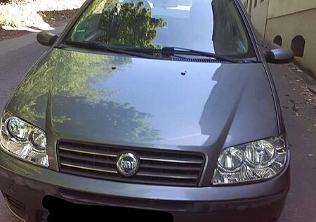 Fiat Punto 3-Türer 1.4 16V Emotion
