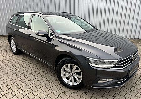 VW Passat Variant Volkswagen Passat*Variant*Navi*Kamera*Massage*Alu*ACC*LED*