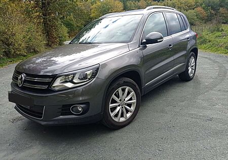 VW Tiguan Volkswagen 2.0 TDI SCR 4Motion,Lounge,Standheizung,AHK