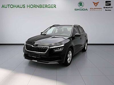 Skoda Kamiq Ambition 1.0 TSI 110PS LED PDC hinten 16" Alufelgen CarPlay LED-Scheinwerfer Sitzheizung Ebener Ladeboden Bluetooth DAB