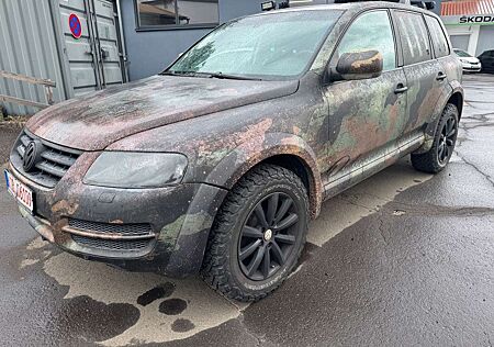VW Touareg Volkswagen V8