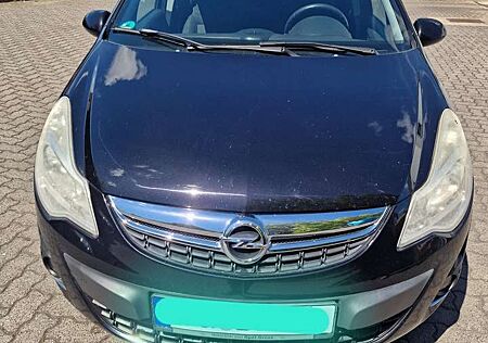 Opel Corsa 1.4 16V Color Edition