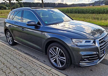Audi Q5 2.0 TDI quattro S tronic