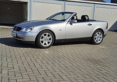 Mercedes-Benz SLK 200