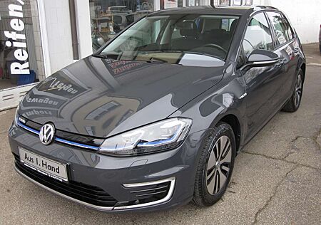 VW e-Golf Volkswagen Comf/Autom/Navi/LED/SitzH/PDC/behFrontscheibe/ALU