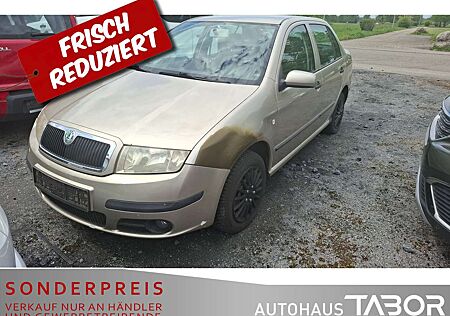 Skoda Fabia Sedan 1.4 16V Ambiente AHK