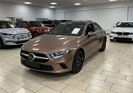 Mercedes-Benz A 250 e*WideScreen*Pano*Navi*LED-TFL*R-Cam*SHZ*