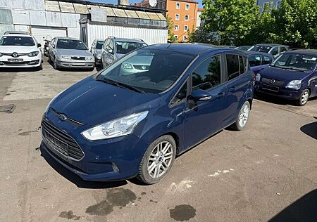 Ford B-Max 1.0 EcoBoost Titanium
