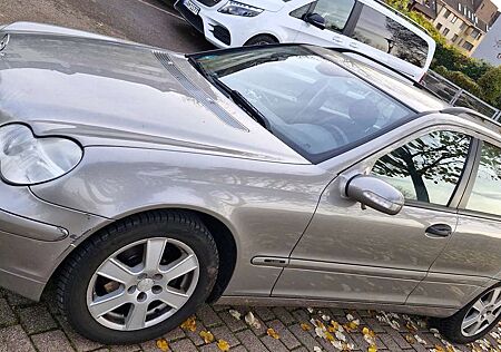 Mercedes-Benz C 180 T KompressorAvantgarde