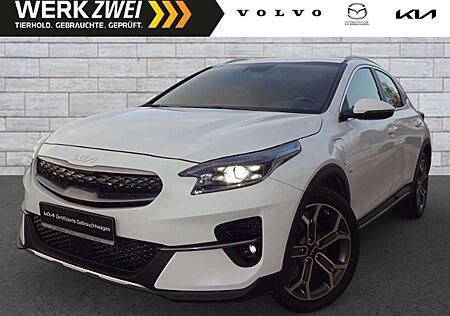 Kia XCeed 1,6 Spirit Plug-in ACC Kamera Navi 18"