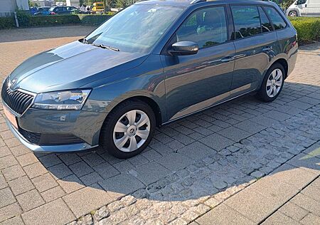 Skoda Fabia Combi 1.0 MPI Ambition/Klimaautom/Navi/Sitzhzg