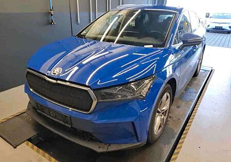 Skoda Enyaq 80 Loft Matrix ACC Kessy WP Side SHZ Navi