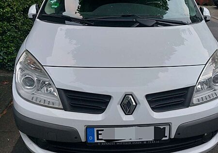 Renault Scenic 1.9 dCi FAP Conquest