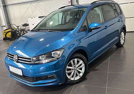 VW Touran Volkswagen 1.6 TDi **Kamera*AHK*PDC*Tempomat**