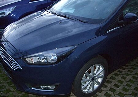 Ford Focus Turnier 2.0 TDCi DPF Start-Stopp-System Tita