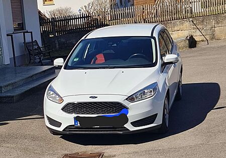 Ford Focus Turnier 1.0 EcoBoost Start-Stopp-SystemTrend