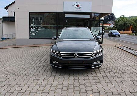 VW Passat Variant Volkswagen Elegance