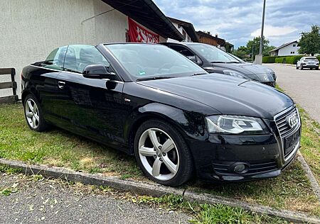 Audi A3 S line Sportpaket / plus | Motor neu ,TÜV neu