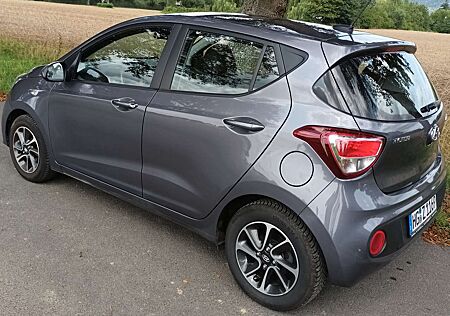 Hyundai i10 1.0 YES!