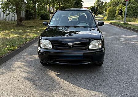 Nissan Micra 1.0 Style