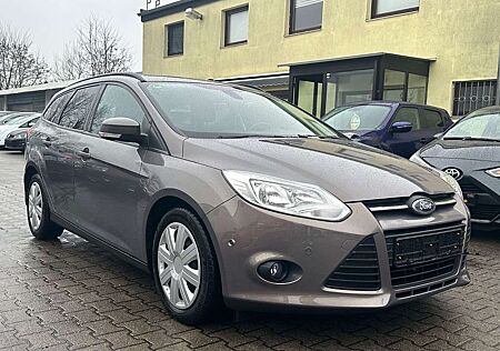 Ford Focus Turnier Sync Edition Navigation