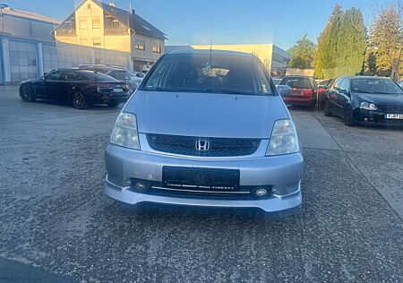 Honda Stream Stream 1.7i ES