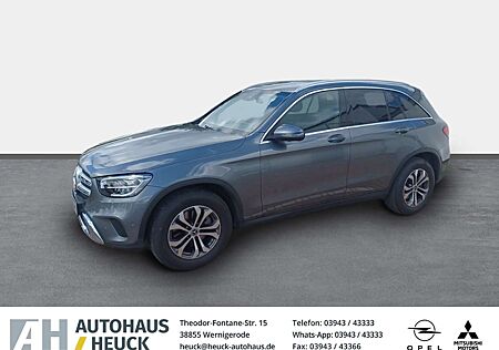 Mercedes-Benz GLC 300 4Matic StandHZG AHK-klappbar Digitales Cockpit 360