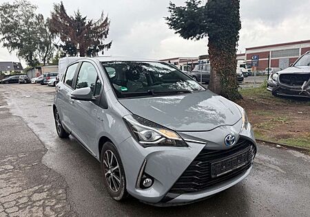 Toyota Yaris 1,5-l-VVT-i Hybrid CVT NAVI/KAMERA/8xFELGE